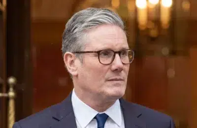 Premierul Keir Starmer infrunta o criza de leadership. Aliatii resping alegerile interne