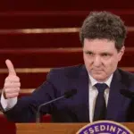 Nicușor Dan amână desemnarea premierului. Eugen Tomac nu are majoritate în Parlament