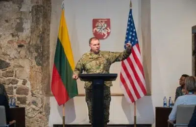 SUA anuleaza trimiterea a 4000 de soldati in Polonia. Ben Hodges critica decizia Pentagonului