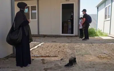 Ce se intampla cu familiile ISIS la granita. 4 femei si 9 copii sunt vizati