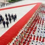 Vladimir Putin ajunge la Beijing. Xi Jinping critica Statele Unite