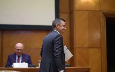 Liderii PSD, PNL, USR si UDMR semneaza acordul pe salarizare. Niciun venit bugetar nu scade