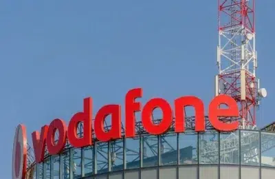 Vodafone primeste o amenda de 300.000 de euro. Un client a platit 49 de euro pentru o escală
