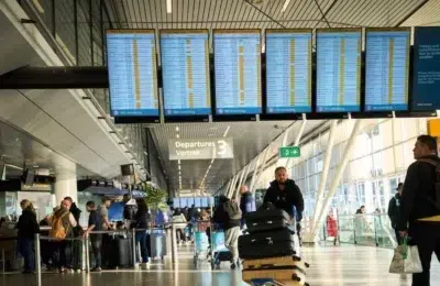 Vestea care da peste cap vacantele romanilor. Zeci de mii de zboruri anulate si preturi duble