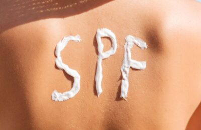 7 greșeli frecvente în aplicarea produselor cu SPF și cum le corectezi