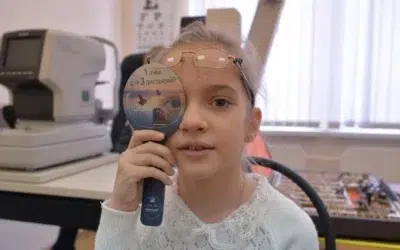 Miopia afecteaza unul din trei copii. Romania nu pregateste medici in spitalele de stat
