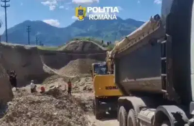 Sute de tone de moloz descoperite sub pământ la Brașov. Patru persoane urmează să fie audiate