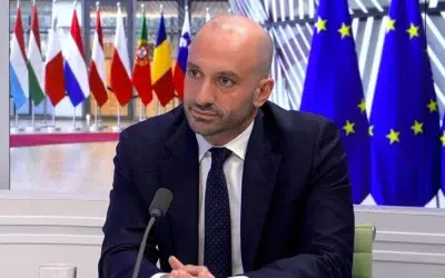 Franta cere mentinerea sprijinului pentru Ucraina. Oficialii europeni discuta negocierile cu Rusia