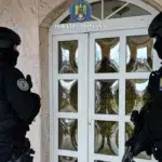 Sase angajati din spitalele din Giurgiu ridicati pentru coruptie. Politia face perchezitii