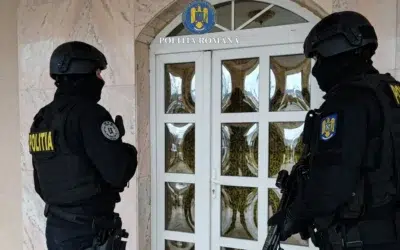 Sase angajati din spitalele din Giurgiu ridicati pentru coruptie. Politia face perchezitii