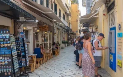 Grecia limiteaza platile cash la 500 de euro. Amenzi usturatoare pentru incalcari