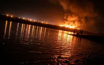 Ucraina paralizeaza rafinariile din Rusia. Peste 30 la suta din productia de benzina este oprita