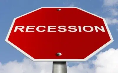 Avertisment dur pentru toti romanii. Euro sare de 5 lei si economia risca o recesiune dura