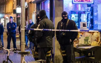 Roman arestat in Belgia pentru uciderea unui marocan. Sute de oameni au protestat in strada