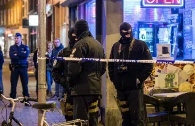 Roman arestat in Belgia pentru uciderea unui marocan. Sute de oameni au protestat in strada