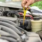 Verificări auto esențiale înainte de concediu. Trucul cu moneda de 50 de bani pentru anvelope