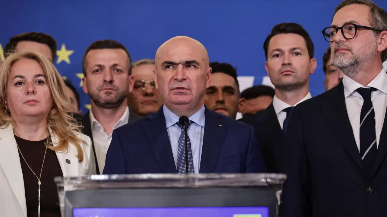 Adrian Vestea candideaza la sefia PNL. DNA il plaseaza pe Ciprian Ciucu sub control judiciar