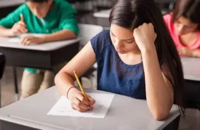 Bacalaureatul 2026 începe sub cod roșu de caniculă. Regulile pentru cei 131.000 de candidați