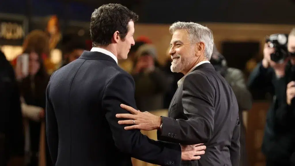 George Clooney il propune pe Callum Turner noul James Bond. Actorul britanic are 36 de ani