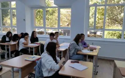Comisia Europeana critica Romania. 61 la suta dintre tinerii cu dizabilitati abandoneaza scoala