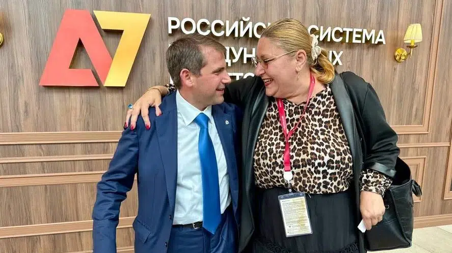 Diana Sosoaca se intalneste cu Ilan Sor in Rusia. Fugarul este condamnat la 15 ani de inchisoare