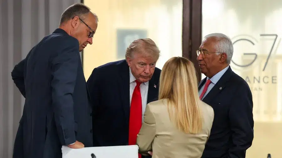 Donald Trump afirma ca Giorgia Meloni a insistat pentru o fotografie la summitul G7 din Franta