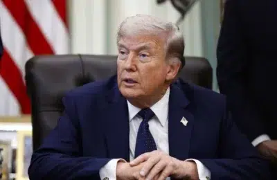 Donald Trump organizeaza o gala UFC de 60 de milioane de dolari. Vedetele refuza invitatia
