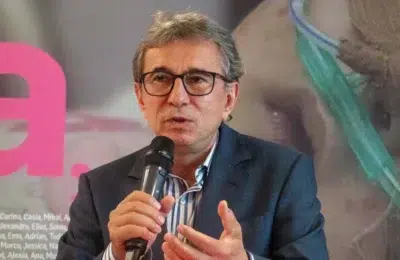 Instanta suprema anuleaza condamnarea medicului Dorel Sandesc. Dosarul merge la Oradea