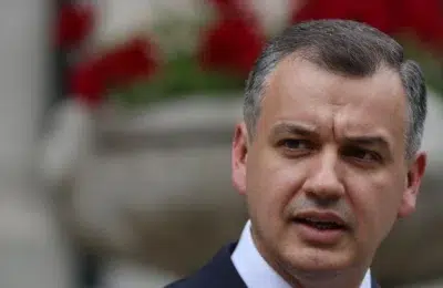 Eugen Tomac accepta sa schimbe ministri din lista. Premierul desemnat merge la Cotroceni