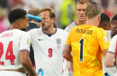 FIFA impune pauze de hidratare de trei minute la Cupa Mondiala. Medicii cer dublarea timpului