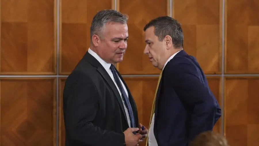 Guvernul Vestea pica in Parlament. PNL pregateste excluderea pucistilor din partid