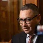 Guvernul Vestea depinde de voturile AUR în Parlament. Victor Ponta publică calculele oficiale