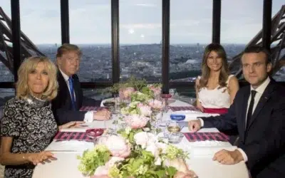 Macron pregateste o cina la Versailles pentru Trump. Liderul francez vrea sa asigure prezenta la G7