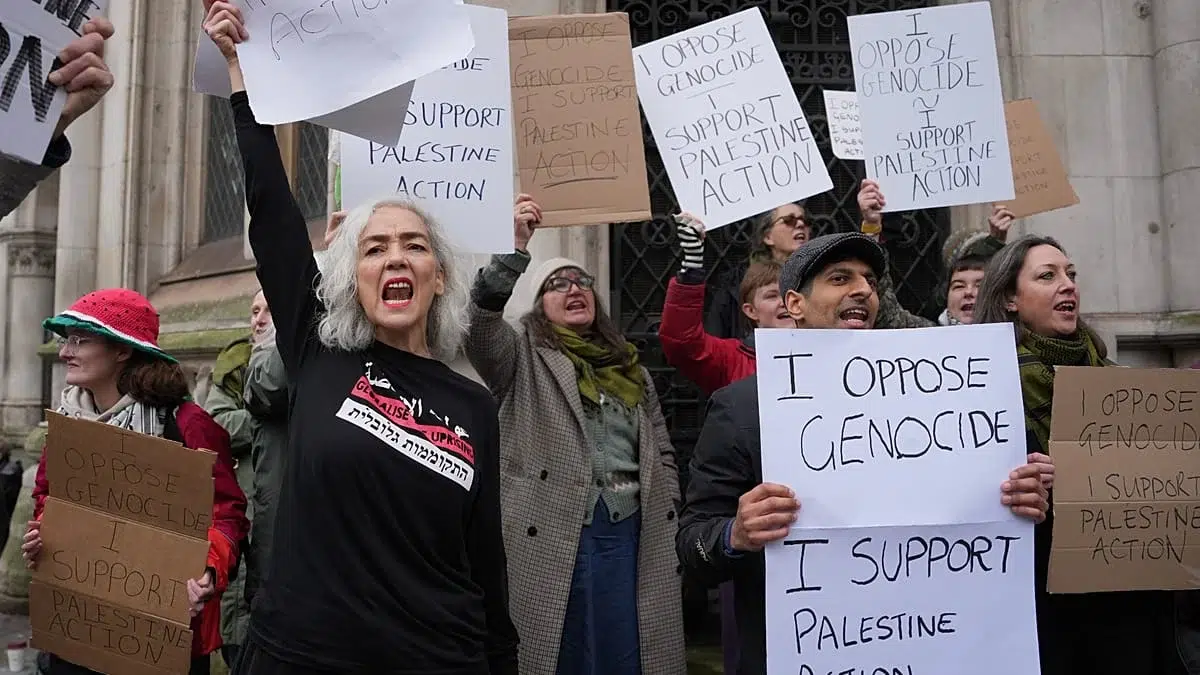 Marea Britanie declara Palestine Action organizatie terorista. Membrii risca 14 ani de inchisoare