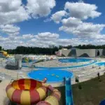 Primaria Craiova ia sezlonguri de 83.000 de lei la Water Park. Sumele alocate pentru intretinere