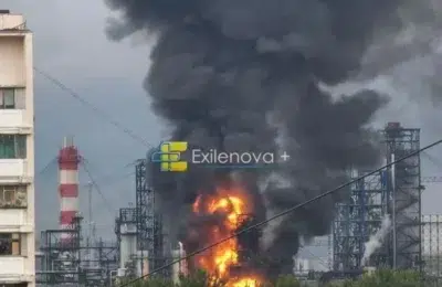 Rafinaria Moscovei ia foc dupa un atac cu 25 de drone. Productia de benzina este afectata grav