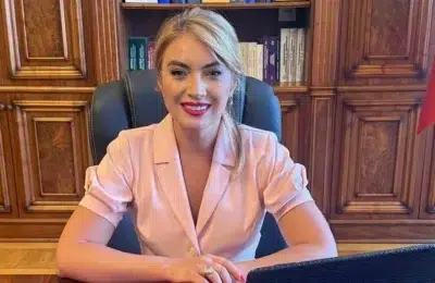 Avocata Silvia Uscov demisioneaza din AUR in plina criza politica. Motivul plecarii