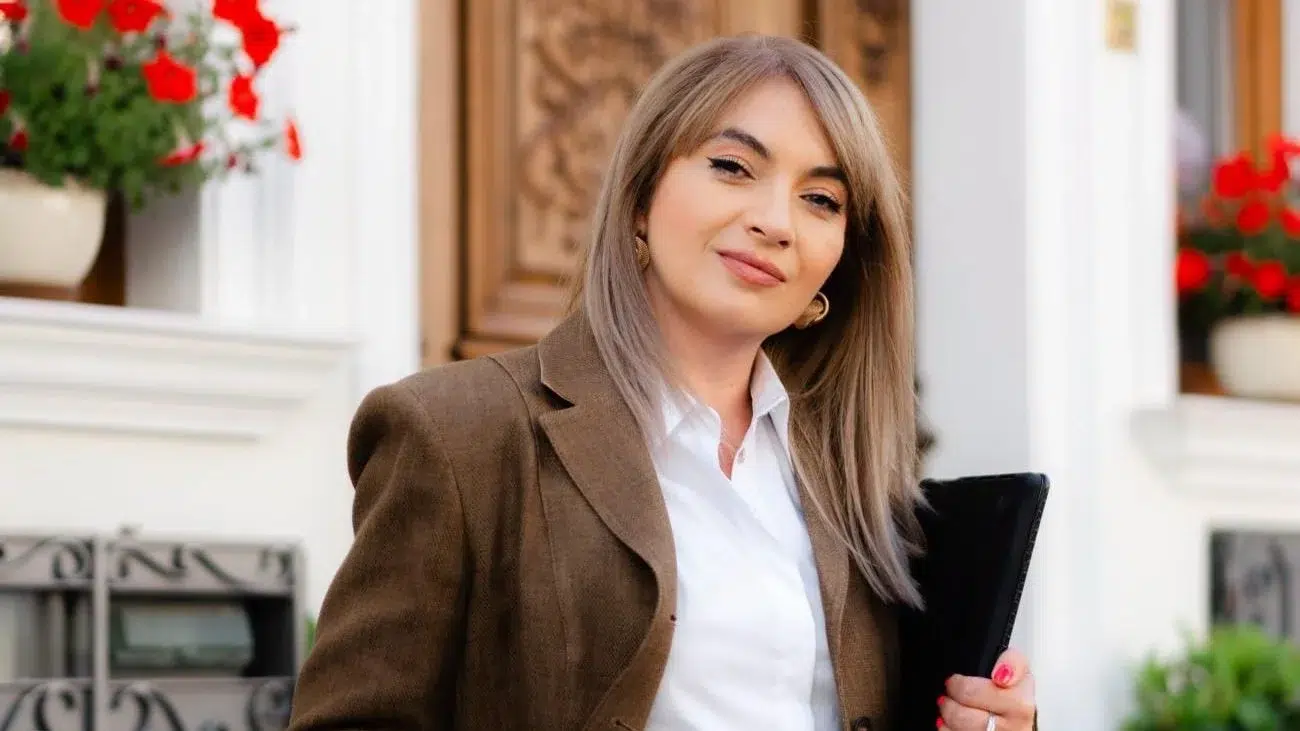 Silvia Uscov demisie AUR