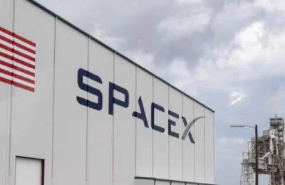 SpaceX se listează la bursă cu o evaluare de 1,75 trilioane de dolari. Pretul fixat pe actiune