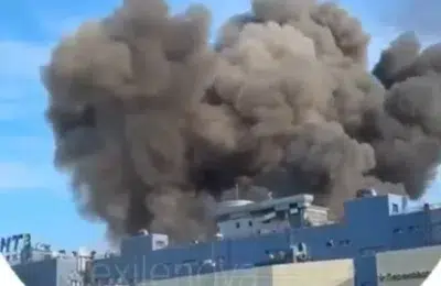 Ucraina atacă 19 regiuni din Rusia cu drone. Incendii masive la o rafinărie și o uzină militară