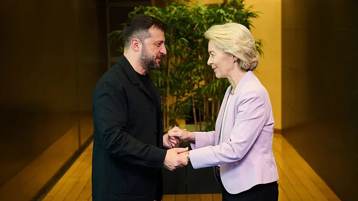 Uniunea Europeana trimite primele 3.2 miliarde de euro catre Ucraina. Von der Leyen anunta plata