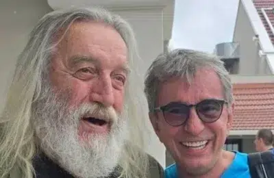 Vali Sepi a murit la 80 de ani. Dorel Sandesc confirma decesul membrului trupei Phoenix