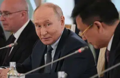 Vladimir Putin anunta consolidarea apararii antiaeriene. Dronele ucrainene au lovit Sankt Petersburg