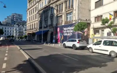 40% dintre tineri resimt anxietate constantă. Panouri cu mesaje inedite apărute în București