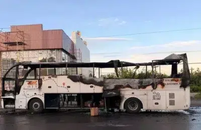 Drona ucraineana loveste un autobuz in regiunea Donetk. Bilantul indica 7 morti si 11 raniti
