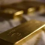 Românii aleg lingourile de aur în locul bijuteriilor. Cererea globală crește cu 42%