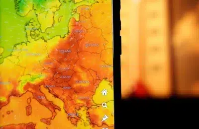 Val de caldura extrema in Europa. Italia emite cod rosu pentru 15 orase