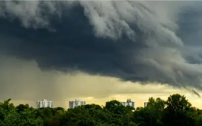 Canicula se intrerupe miercuri. ANM anunta scaderi de 10 grade si furtuni cu grindina