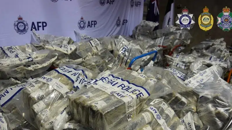 Captură record de cocaină în Australia. Poliția găsește 2,7 tone de droguri în buncăre subterane