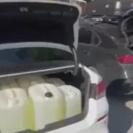 Armata rusa ascunde combustibil in masini civile. Traficul in sudul Ucrainei scade cu 71 la suta
